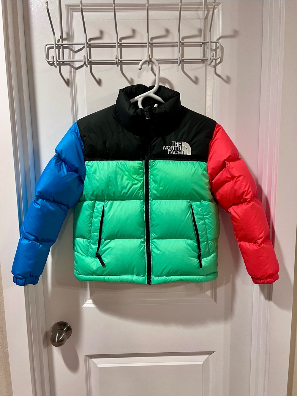 The North Face 1996 Retro Nuptse Jacket Chlorophyll Green (Youth Medium)